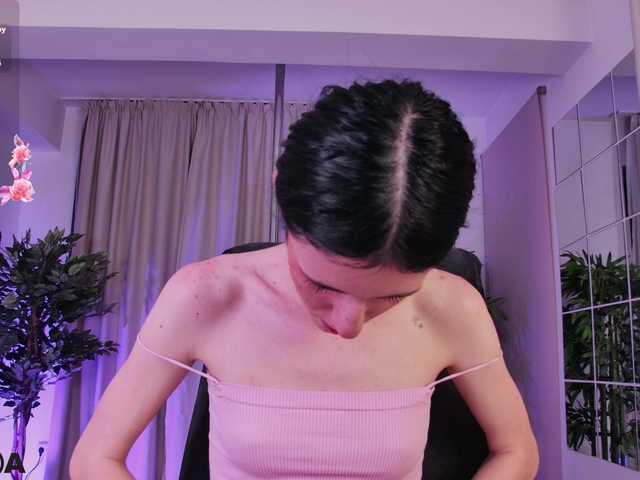 MilaHoneyy live cam on BongaCams