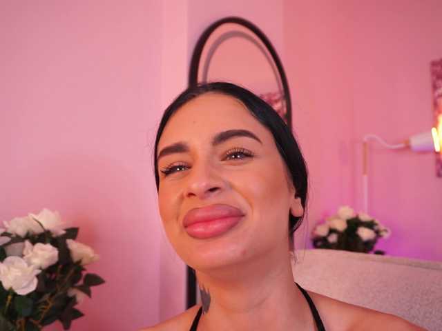 LeilaKali live cam on BongaCams