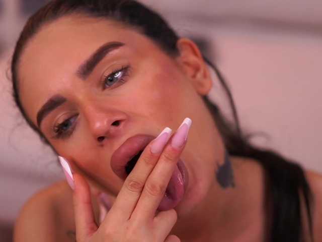 LeilaKali live cam on BongaCams