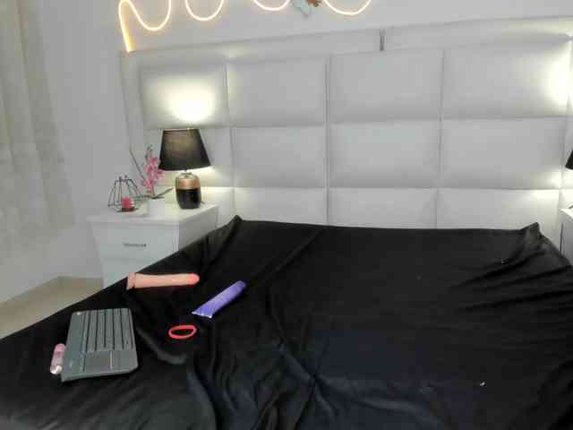 noahmoss webcam