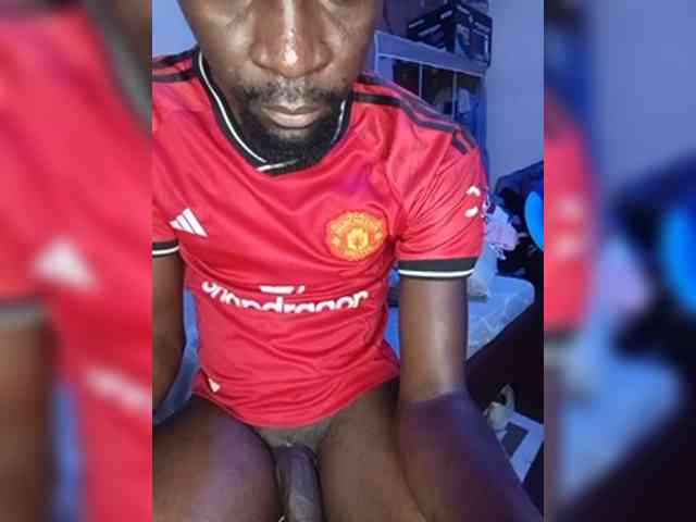 John-303 Live Webcam on BongaCams