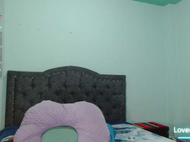 Carolina-wish live cam on BongaCams