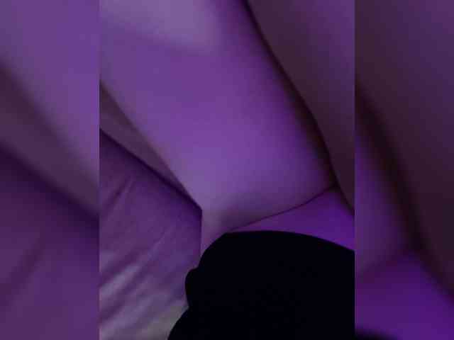 VelvetGaze1