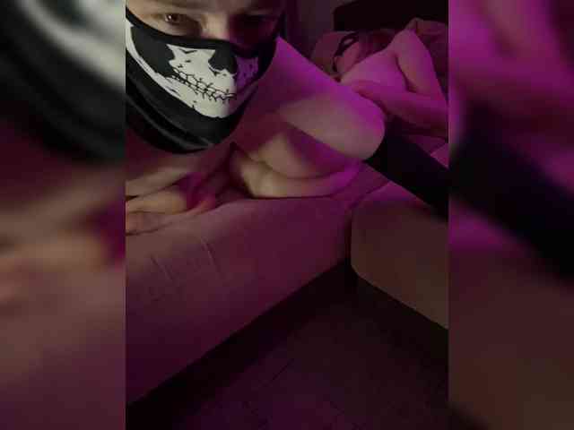 VelvetGaze1 webcam