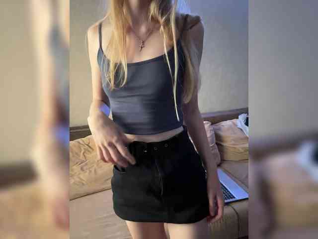 VelvetGaze1 webcam