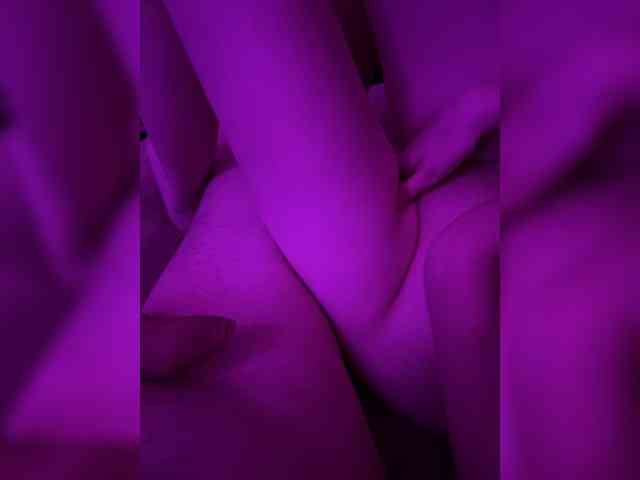 VelvetGaze1 webcam