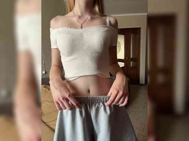 VelvetGaze1 webcam