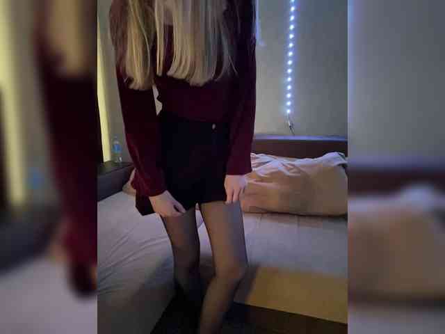 VelvetGaze1