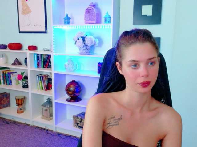 Carol-Anna live cam on BongaCams