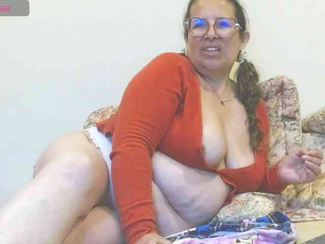 honeyhotpaty