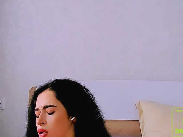 MisticFox live cam on BongaCams
