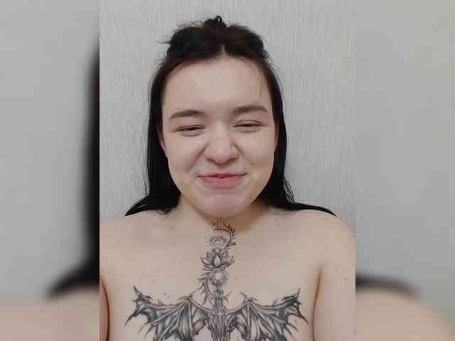 Iraidalass webcam