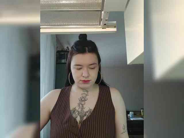 Iraidalass webcam