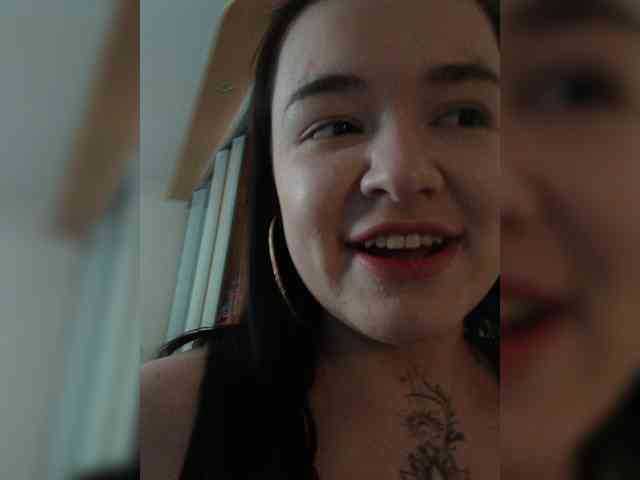 Iraidalass webcam