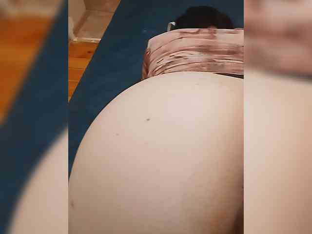 Iraidalass webcam