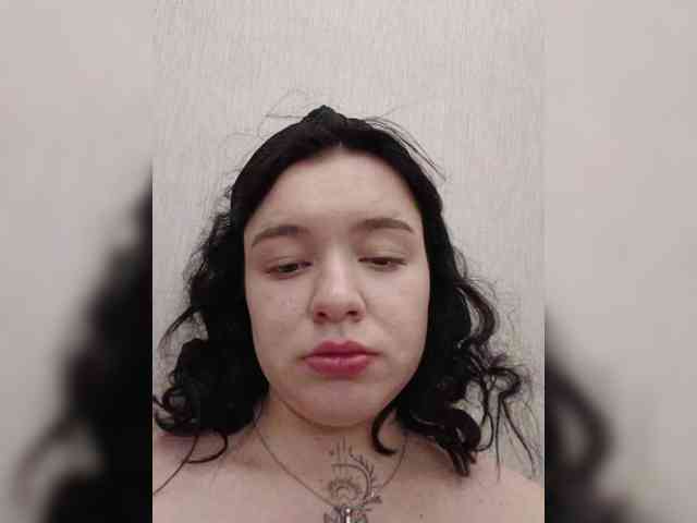 Iraidalass webcam