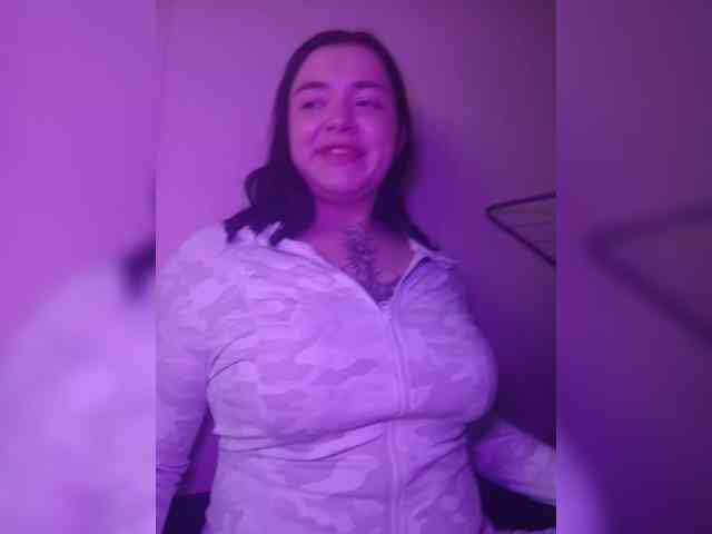 Iraidalass webcam
