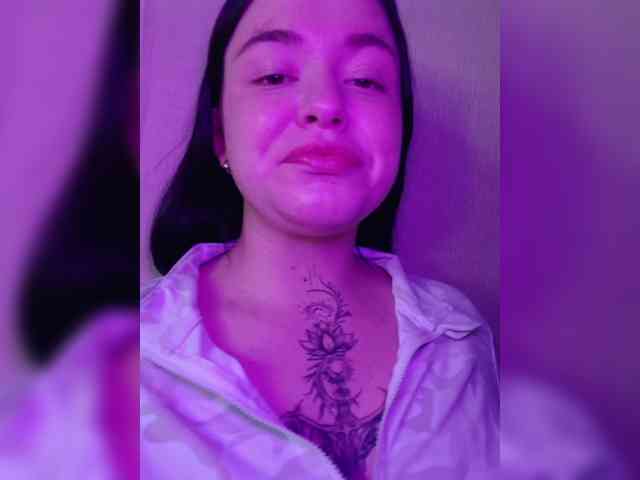 Iraidalass webcam
