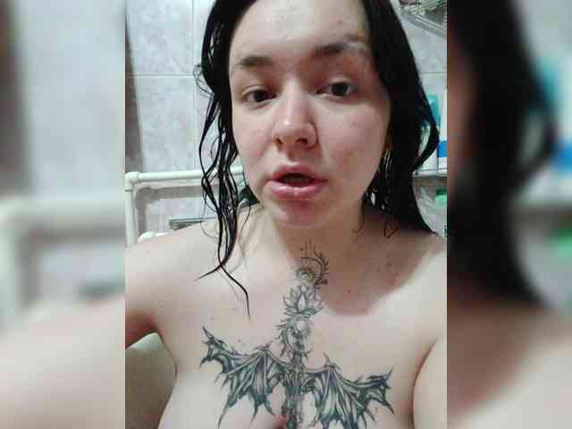 Iraidalass webcam