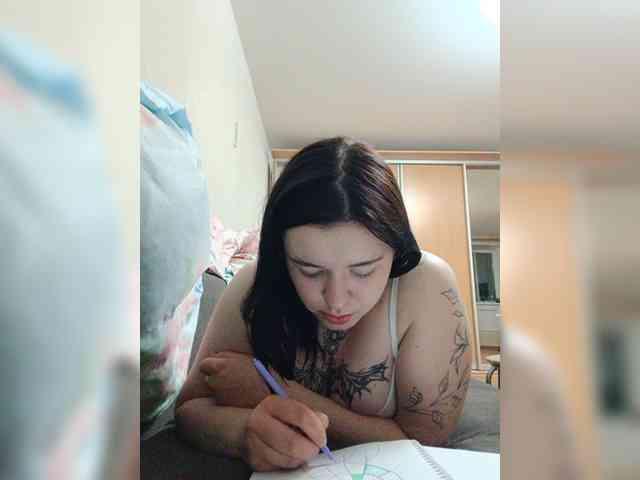 Iraidalass webcam