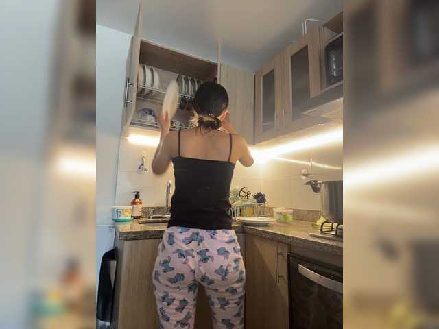 allisson-14 live cam on BongaCams