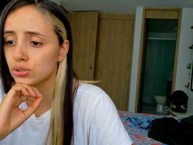 allisson-14 webcam