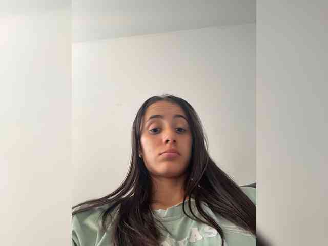 allisson-14 webcam