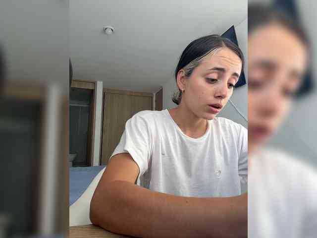 allisson-14 webcam