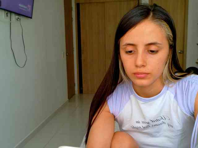 allisson-14 webcam