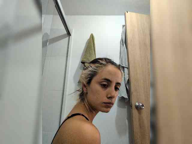 allisson-14 webcam