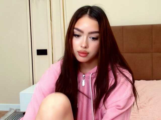 maddieperezzz live cam on BongaCams