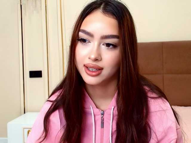 maddieperezzz live cam on BongaCams
