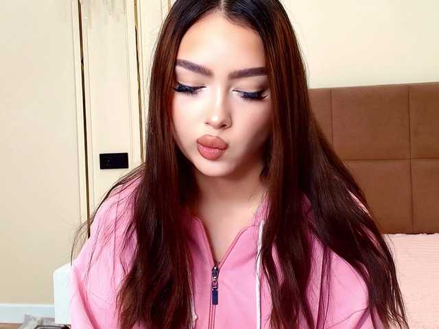 maddieperezzz live cam on BongaCams
