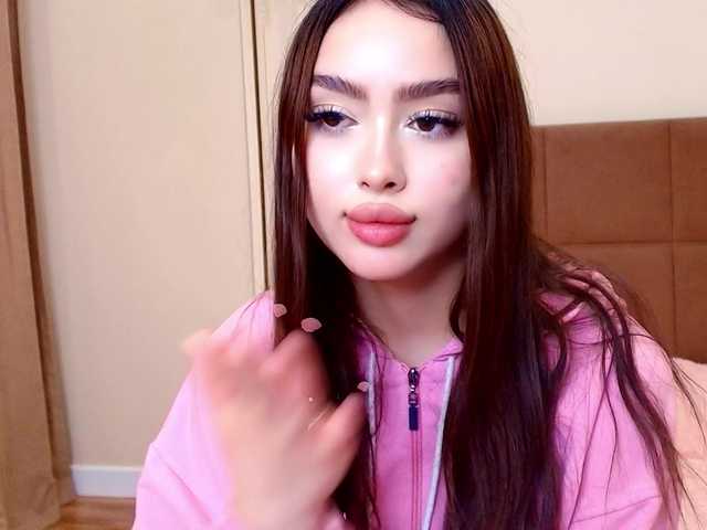 maddieperezzz live cam on BongaCams