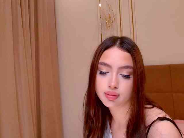 maddieperezzz webcam