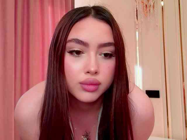 maddieperezzz webcam