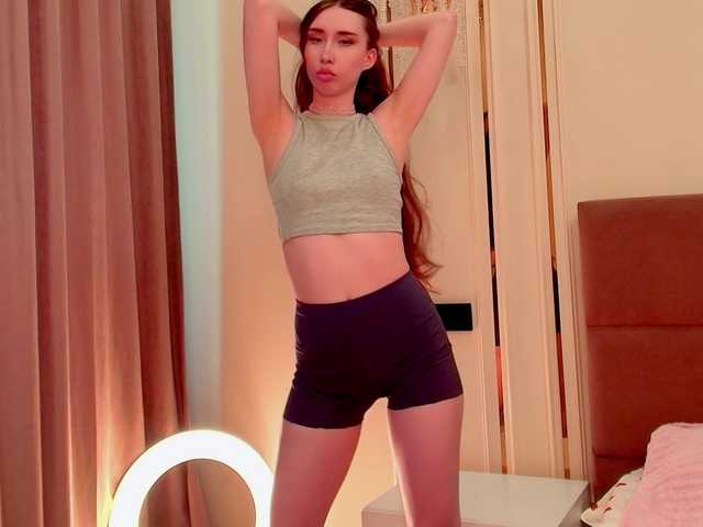 le modèle babylalisa est en webcam porno dans un show sur le site bongacams, il possède les tags suivants: Asian,Redhead,Shaved