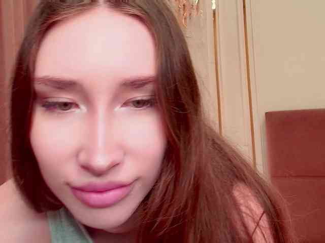 モデル: babylalisa