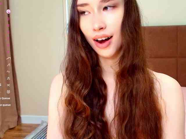 モデル: babylalisa