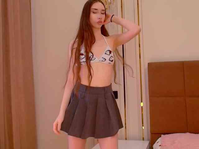 モデル: babylalisa