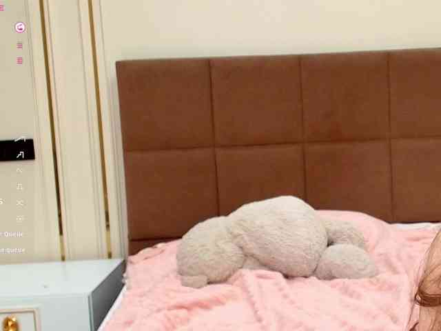 モデル: babylalisa