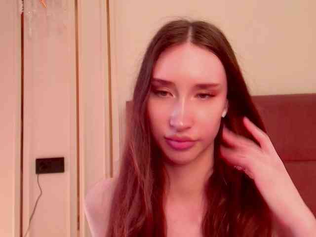 モデル: babylalisa