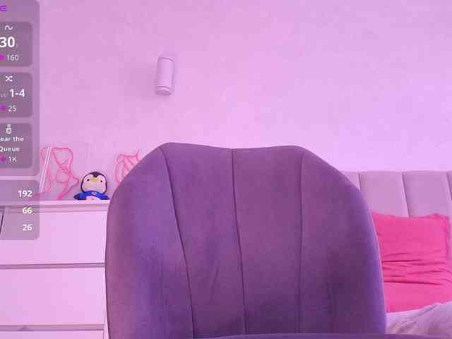 モデル: babylalisa