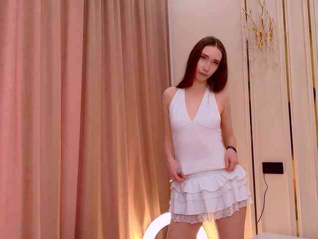 モデル: babylalisa