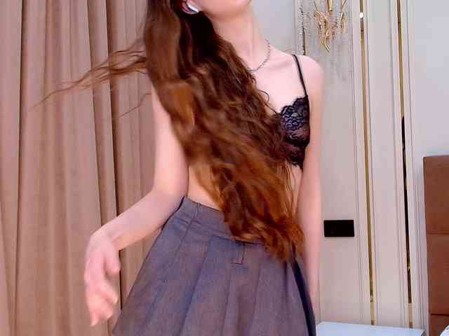 モデル: babylalisa