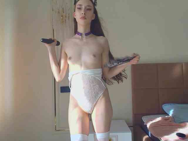 モデル: babylalisa