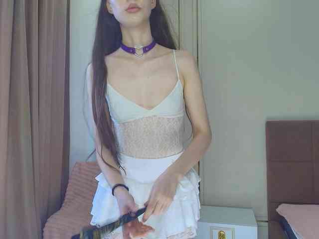 モデル: babylalisa