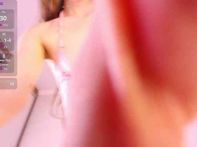 モデル: babylalisa