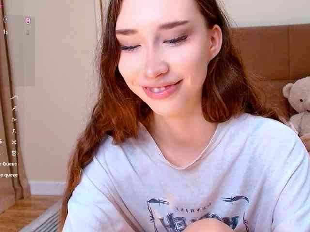 モデル: babylalisa