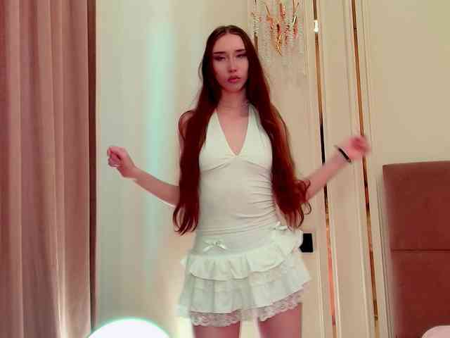 モデル: babylalisa